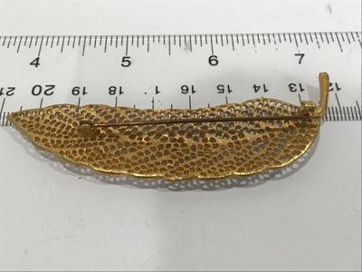 Whitewash Gold Tone Large Vintage Brooch