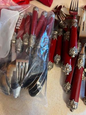 Hampton Silversmiths & Cuisinart Elite Cutlery Silverware Lot