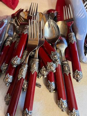 Hampton Silversmiths & Cuisinart Elite Cutlery Silverware Lot