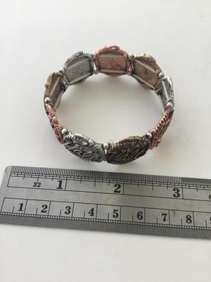 Y’all stretchy fashion bracelet