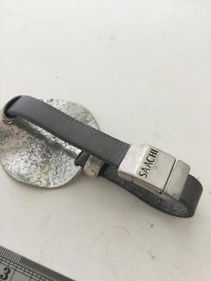 Saachi marked beautiful magnetic close bracelet
