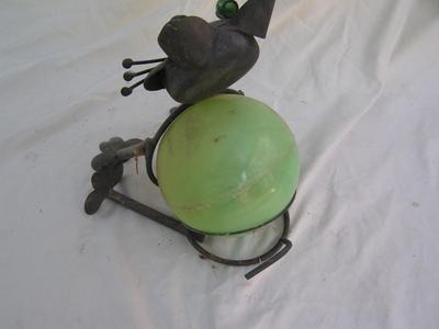 Lawn/garden thing.