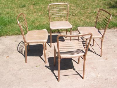 Set of 4 extra sturdy folding chairs “Cosco”
