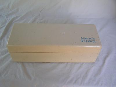 Water filtration system, self contained unit. Connects to kitchen faucet