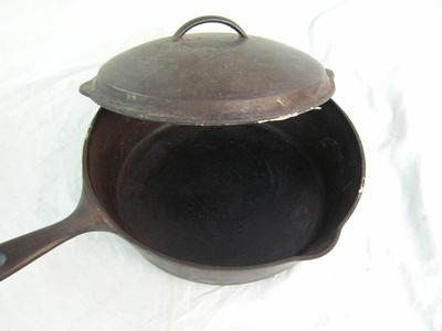 Vintage cast iron deep covered skillet OR maybe Dutch oven?