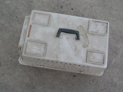 Small pet carrier, good condition, just needs cleaned up