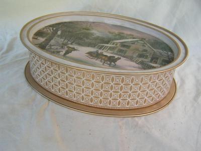 3 LARGE tins, 1 tray, 1 round can, 1 oval can