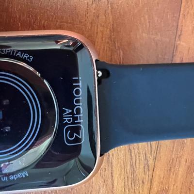 iTOUCH 3 AIR Watch w Charging Station