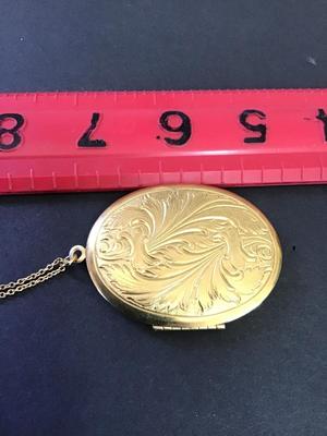 Large Gold Tone Vintage Locket