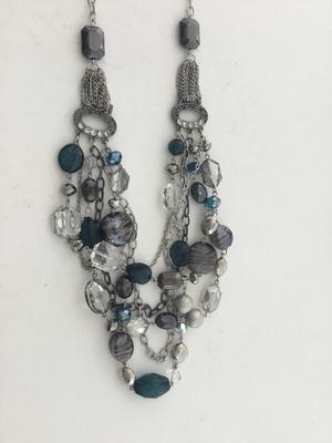 Blue multilayer fashion necklace