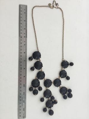 J crew marked black statement necklace