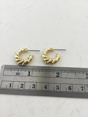 Gold tone small unmarked earrings