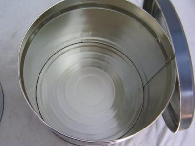 Two LARGE tins, clean inside