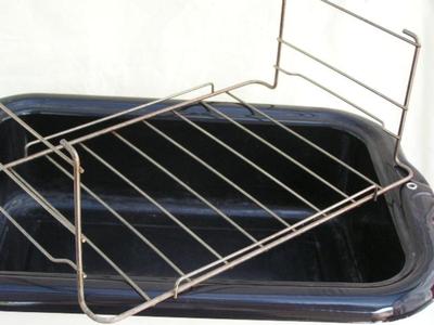 Westinghouse classic 1950s electric roaster in very good++ condition.
