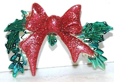 Enameled Holiday RED & GREEN Ribbon and Holly BROOCH (1¾" x 1") on a Gold Tone Setting