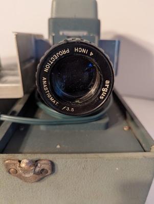 Argus 300 Slide Projector With Automatic Slide Changer