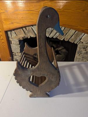 Wooden Duck Basket