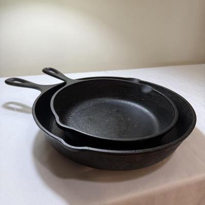 Two Lodge Cast Iron Pans (K-HS)