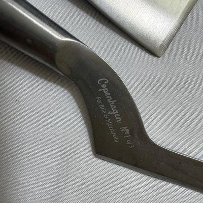 Chantal Cobalt Blue Fondue Set plus Cheese Knives & More (K-HS)