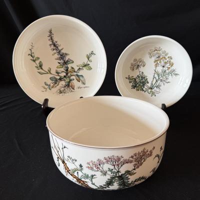 Large Villeroy & Boch ‘Botanica’ Dish Set plus Two ‘French Garden’ Bowls (LR-HS)