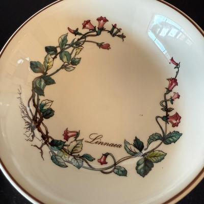 Large Villeroy & Boch ‘Botanica’ Dish Set plus Two ‘French Garden’ Bowls (LR-HS)