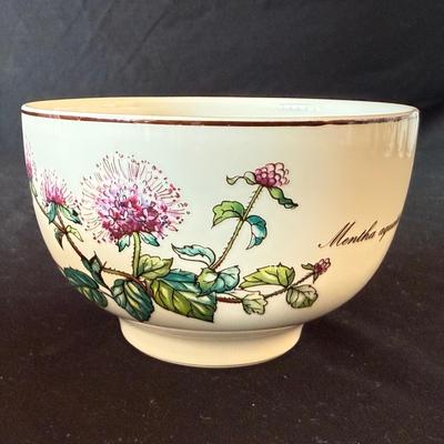 Large Villeroy & Boch ‘Botanica’ Dish Set plus Two ‘French Garden’ Bowls (LR-HS)