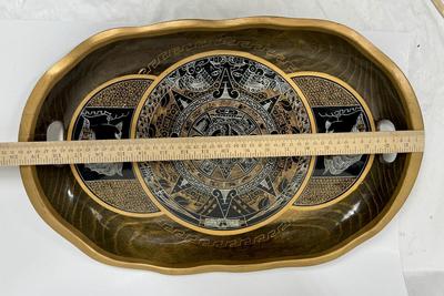 Sale Photo Thumbnail #338: This lightweight oval tray is in good used condition.