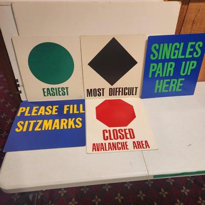 5 Cardboard Ski Resort Skiing Signs