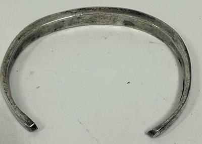 Sale Photo Thumbnail #467: In good condition. Could not find a silver mark.