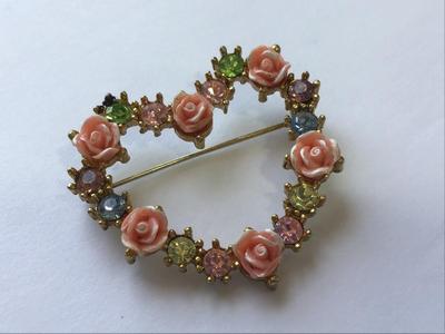 Vintage Avon Pin