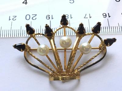 12 KT Gold Filled Pearl and Stone Brooch