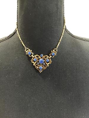 Vintage Gold Tone Coro necklace
