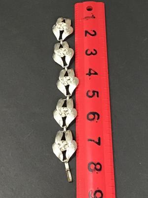 Vintage Silver Tone Bracelet with clear rhinestones
