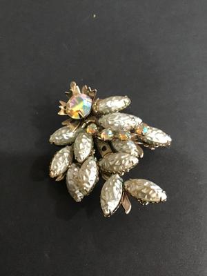 Vintage flower spray brooch