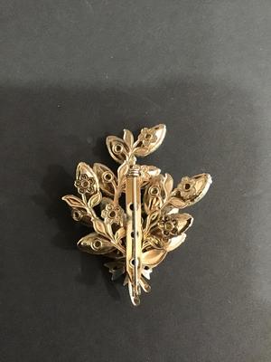Vintage flower spray brooch