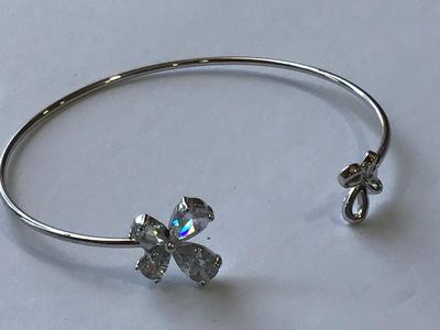 Dainty Crystal Bow Cuff