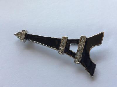 Fashion Pin