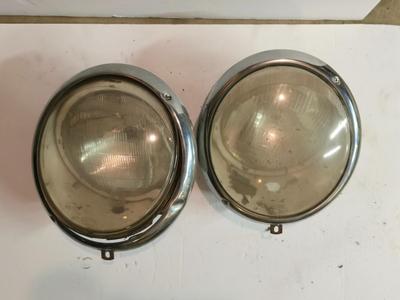Pair of Vintage VW Hella Headlight Assemblies – Type 1 Beetle, OEM