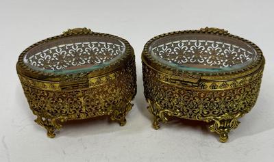 Sale Photo Thumbnail #21: In good vintage condition, see photos.