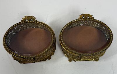 Sale Photo Thumbnail #25: In good vintage condition, see photos.
