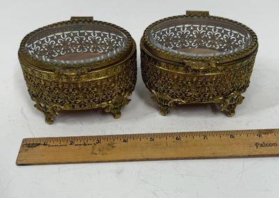 Sale Photo Thumbnail #28: In good vintage condition, see photos.