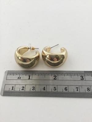 Gold tone unmarked hoop earrings