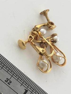 Napier gold tone screw on earrings