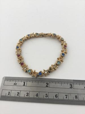 Unmarked vintage gold tone colorful shapes bracelet