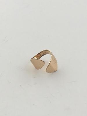 Roole marked gold tone fashion ring