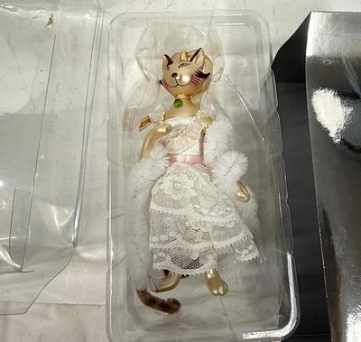 Sale Photo Thumbnail #117: In good previously owned condition.