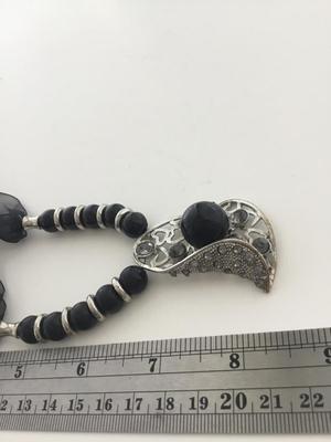 Beautiful ribbon type black fashion necklace