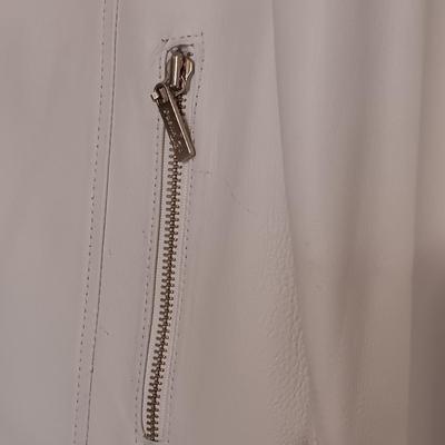 Sale Photo Thumbnail #632