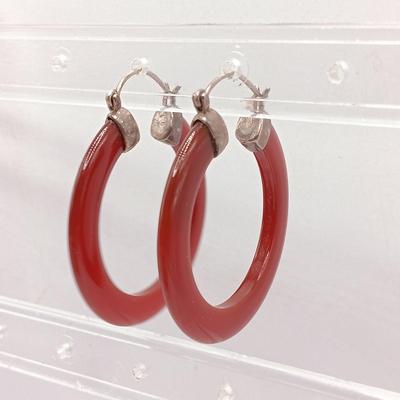 LOT 314: Sterling Clasp Carnelian or red Jade Hoop Earrings, 925 Sterling Silver Hoop Earrings, 925 Sterling Silver Toe Ring & Wood...