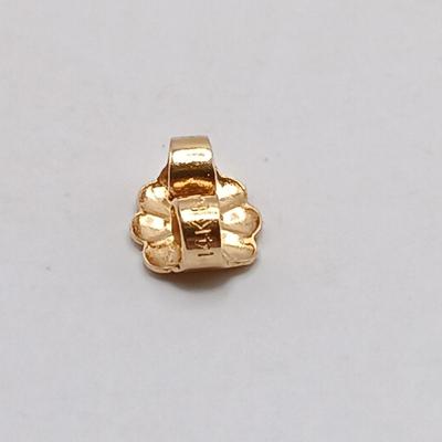 LOT 313: Gold-Tone Post Earrings with One 585/14K Back and One 14K Back